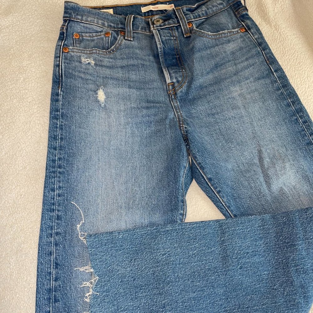 (SOLD)Vintage Levi's Wedgie Jeans Size 26